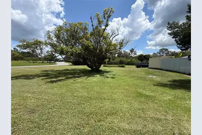 1315 S Shore Drive, Saint Cloud, FL 34771 - Photo 11