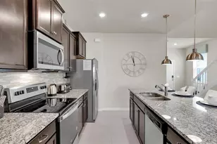 3441 Lilac Wy, Davenport, FL 33897 - Photo 3