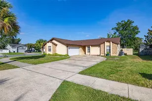 100 Grove Hollow Ct, Sanford, FL 32773 - Photo 5