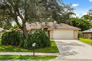 1480 Agatha Dr, Deltona, FL 32725 - Photo 3