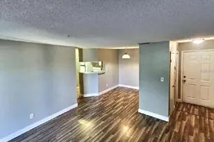 199 Afton Square, Altamonte Springs, FL 32714 - Photo 3
