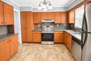 409 Montgomery Ave, Lakeland, FL 33801 - Photo 3