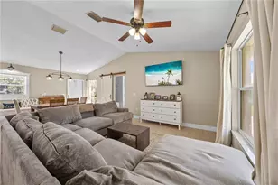 4865 Meadow Dr, Saint Cloud, FL 34772 - Photo 11