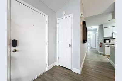 2731 N Poinciana Boulevard #114, Kissimmee, FL 34746 - Photo 19