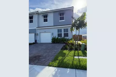 142 NE 14th Terrace, Homestead, FL 33033 - Photo 1