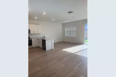 142 NE 14th Terrace, Homestead, FL 33033 - Photo 5