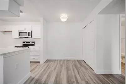 5530 Chrishire Way #D109, Orlando, FL 32822 - Photo 11