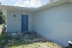 865 Palm Ave, Englewood, FL 34223 - Photo 1