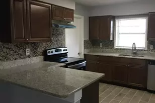 2011 Keyes Ln, Deltona, FL 32738 - Photo 5