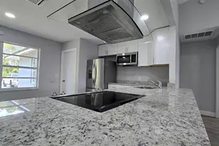 34 Emerson Dr NW, Palm Bay, FL 32907 - Photo 7