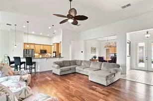 970 San Raphael St, Poinciana, FL 34759 - Photo 9