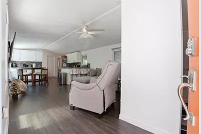 9295 Luna Drive, Saint Cloud, FL 34773 - Photo 3