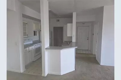 5566 Metrowest Boulevard #2-205, Orlando, FL 32811 - Photo 5
