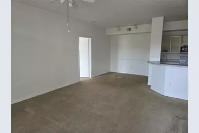5566 Metrowest Boulevard #2-205, Orlando, FL 32811 - Photo 15