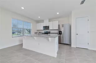 1627 Bitteroot St, Kissimmee, FL 34744 - Photo 3