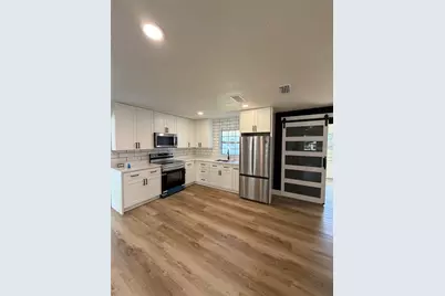 1301 Nichols Drive, Tavares, FL 32778 - Photo 9