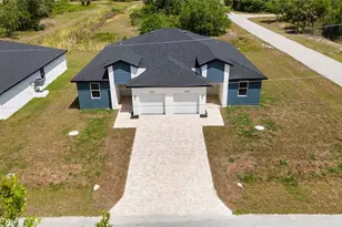 10026 Cocoa Beach St, Port Charlotte, FL 33981 - Photo 23
