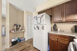 3729 S Lake Orlando Pkwy, Orlando, FL 32808 - Photo 5