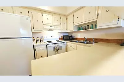 3586 Cape Haze Drive #B4, Rotonda West, FL 33947 - Photo 21