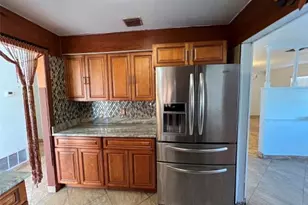 4826 Indialantic Dr, Orlando, FL 32808 - Photo 3
