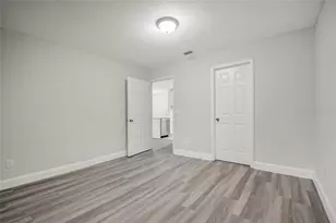 7511 Seurat St, Orlando, FL 32819 - Photo 15