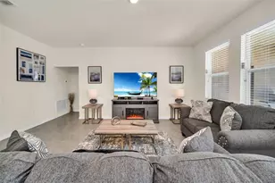 7876 Oak Reflection Loop, Davenport, FL 33837 - Photo 11