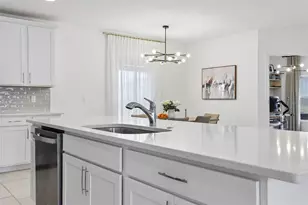 1581 Swan Swim Dr, Davenport, FL 33837 - Photo 11