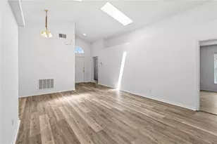 210 Pine Cone Dr, Davenport, FL 33897 - Photo 5