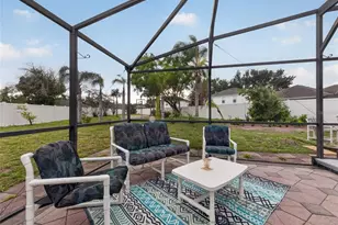 4914 Newton Ct, Saint Cloud, FL 34771 - Photo 5