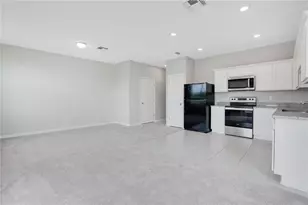 1068 Appleton St, Davenport, FL 33837 - Photo 9