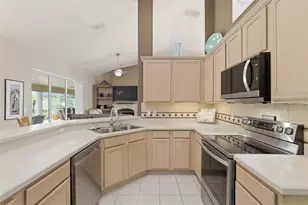 11310 Susans Point Dr, Clermont, FL 34711 - Photo 17