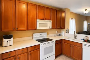 106 Weymouth Dr, Davenport, FL 33897 - Photo 7