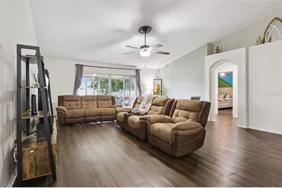 7973 Oak Run Circle, Lakeland, FL 33809 - Photo 3