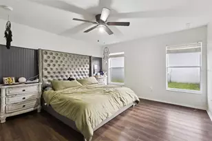 7973 Oak Run Cir, Lakeland, FL 33809 - Photo 15