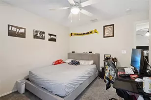 7973 Oak Run Cir, Lakeland, FL 33809 - Photo 17