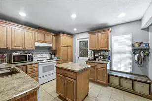 407 South Ave, Eustis, FL 32726 - Photo 11
