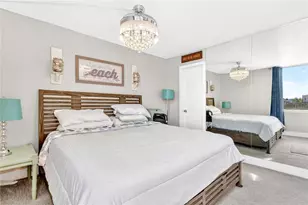 255 Dolphin Point, Clearwater Beach, FL 33767 - Photo 15