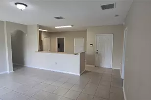 911 Gloucester Ct, Kissimmee, FL 34758 - Photo 3