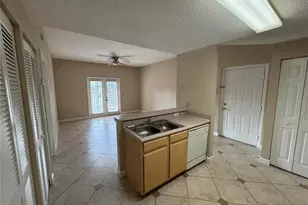 10831 Windsor Walk Dr, Orlando, FL 32837 - Photo 5