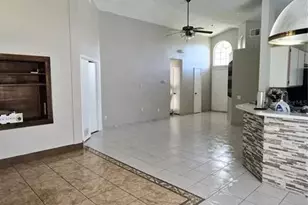 2240 Stonehedge Loop, Kissimmee, FL 34743 - Photo 3