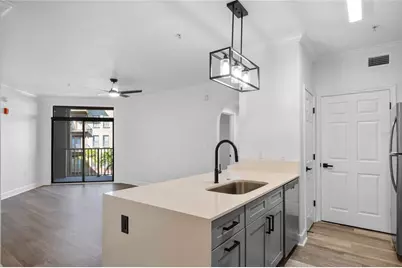 911 N Orange Avenue #309, Orlando, FL 32801 - Photo 5