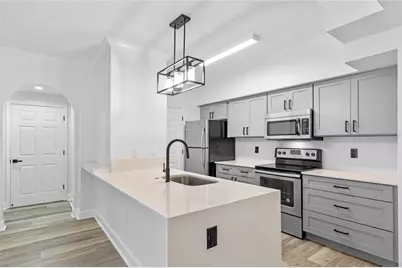 911 N Orange Avenue #309, Orlando, FL 32801 - Photo 3