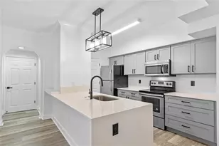 911 N Orange Ave, Orlando, FL 32801 - Photo 3