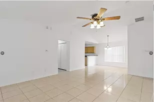 108 Sundown Ct, Davenport, FL 33896 - Photo 9