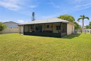 135 Veracruz Ave, Kissimmee, FL 34743 - Photo 11