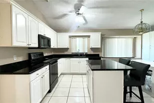 223 Lake Davenport Estates Dr, Davenport, FL 33897 - Photo 7