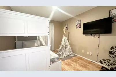223 Lake Davenport Estates Drive, Davenport, FL 33897 - Photo 11