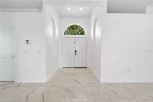 577 Terranova Cir, Winter Haven, FL 33884 - Photo 5