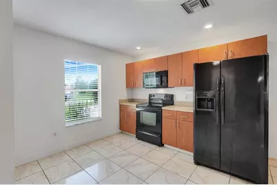 810 Valnera Court, Kissimmee, FL 34758 - Photo 9