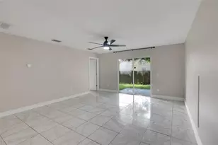 810 Valnera Ct, Kissimmee, FL 34758 - Photo 11